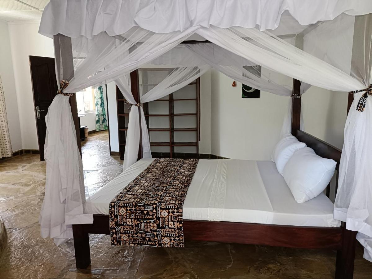 Tichi Villas - Diani Beach Exteriör bild